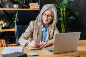 IT director evaluating a fax vendor questionnaire covering compliance, security, and support criteria