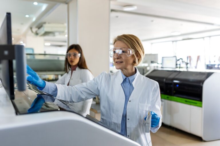 Medical review officer receiving a toxicology chain of custody form by fax